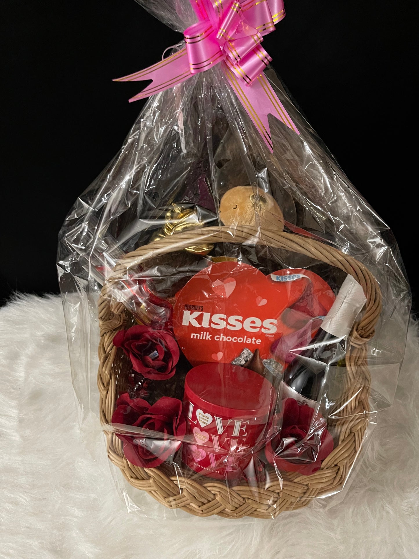 Sweet Love & Kisses